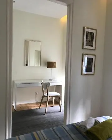 Unique Monsanto View 2 Bedrooms In Campolide 公寓