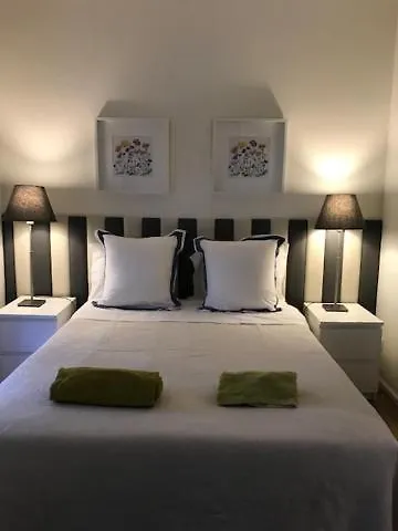 Unique Monsanto View 2 Bedrooms In Campolide Lisboa